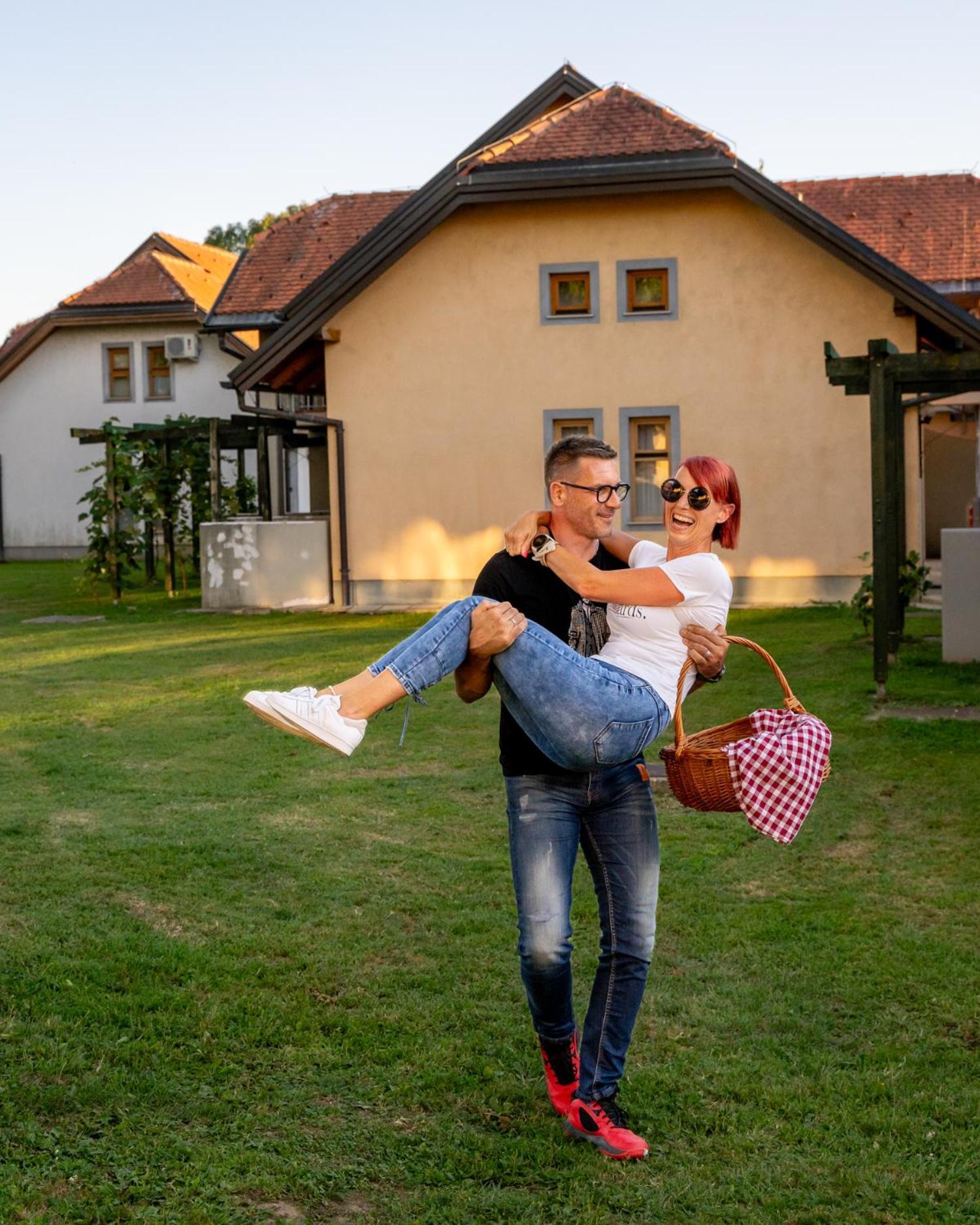 Terme Banovci - Hotelsko Naselje Zeleni Gaj Экстерьер фото